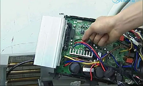 阿克苏地美的空调电话是多少